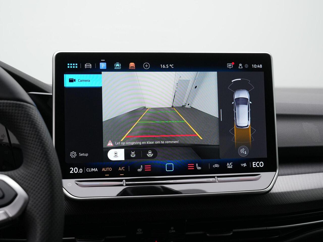 Volkswagen GOLF 1.5 eHybrid GTE 272 pk DSG | Trekhaak | Head-up display | IQ Light | Stuur-/stoelverwarming | Achteruitrijcamera