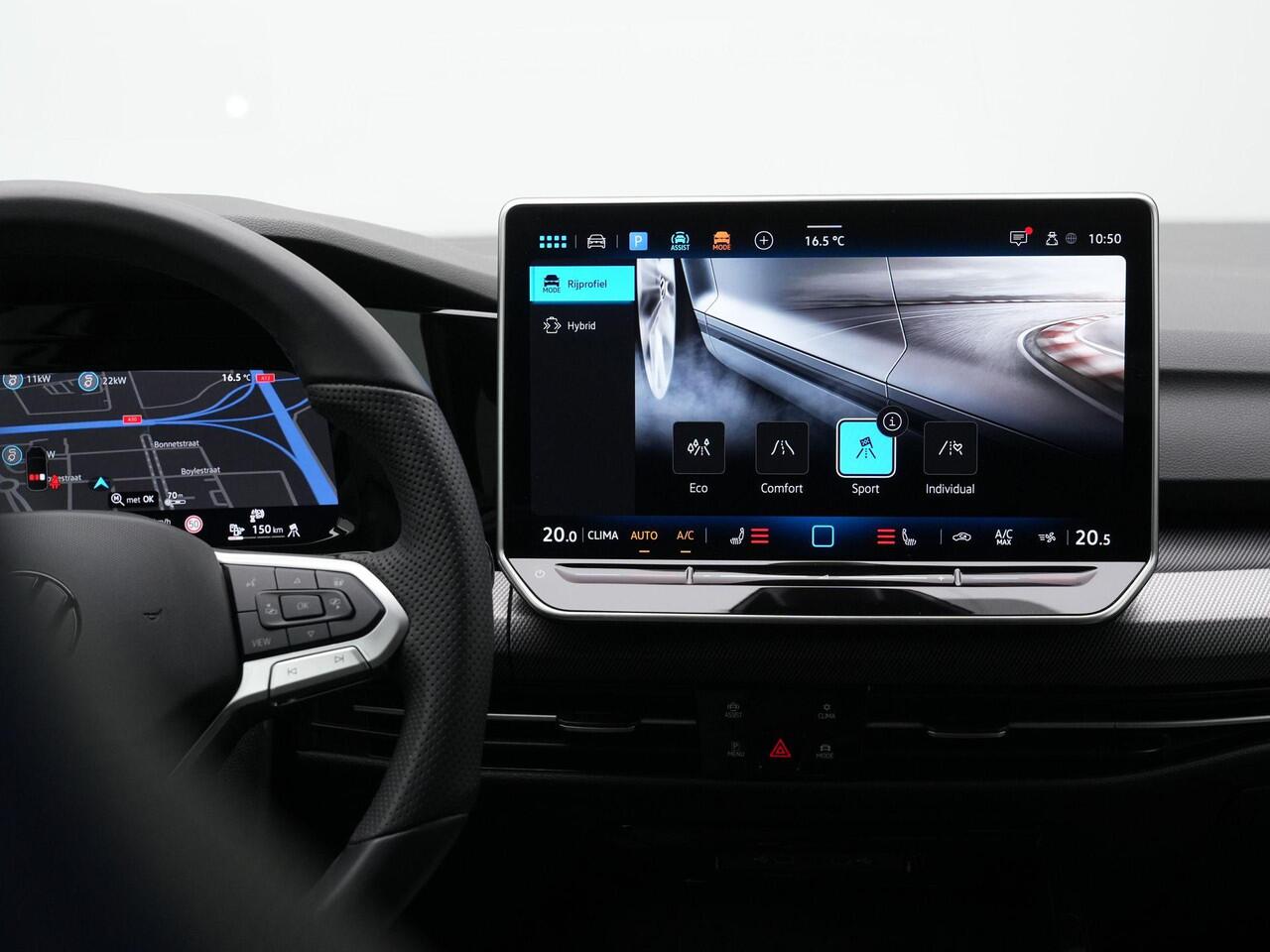 Volkswagen GOLF 1.5 eHybrid GTE 272 pk DSG | Trekhaak | Head-up display | IQ Light | Stuur-/stoelverwarming | Achteruitrijcamera