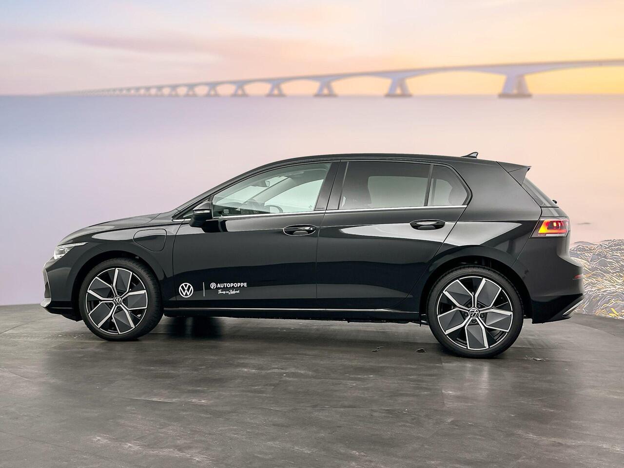 Volkswagen GOLF Style Plug in Hybride 204 pk