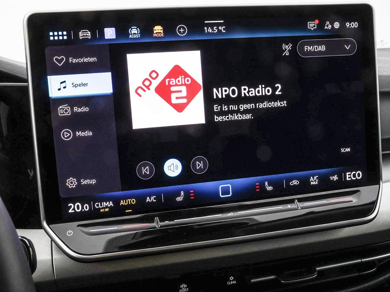 Volkswagen GOLF 1.5 eHybrid 204pk DSG Life Edition · Camera · Apple/Android Car Play · Stoel&- Stuurverwarming · Sfeerverlichting · 18'' Inch · Garantie t/m 13-05-2029 of 100.000km