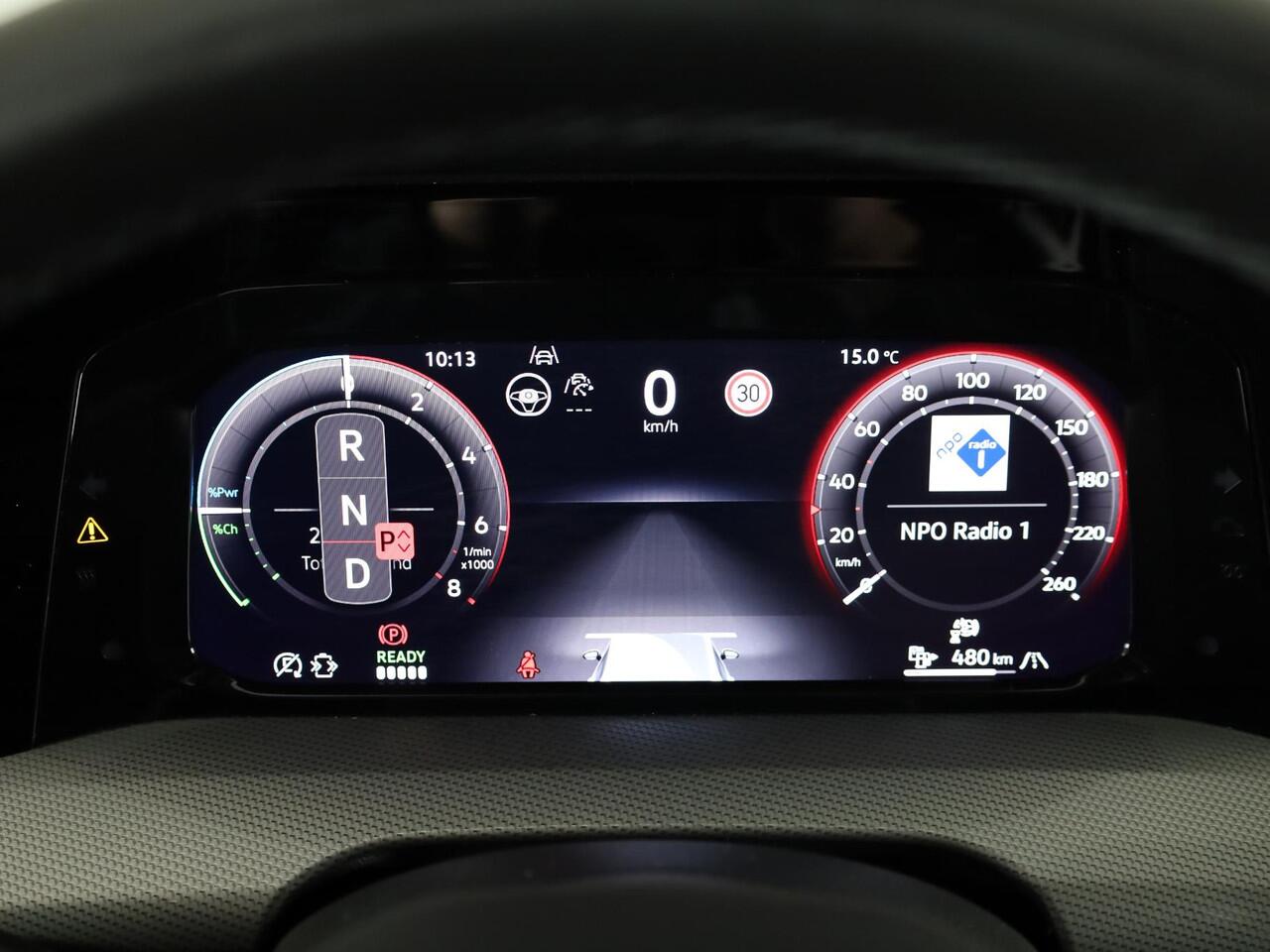 Volkswagen GOLF 1.5 eHybrid Style Edition 204 PK PHEV | Verlengde garantie | Panorama dak | 18 " LM velgen |