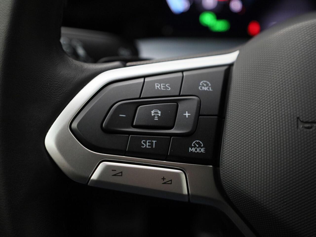 Volkswagen GOLF 1.5eTSI/150PK Goal DSG · Camera · Navigatie · Trekhaak · Apple/Android Car Play · Garantie t/m 27-03-2027