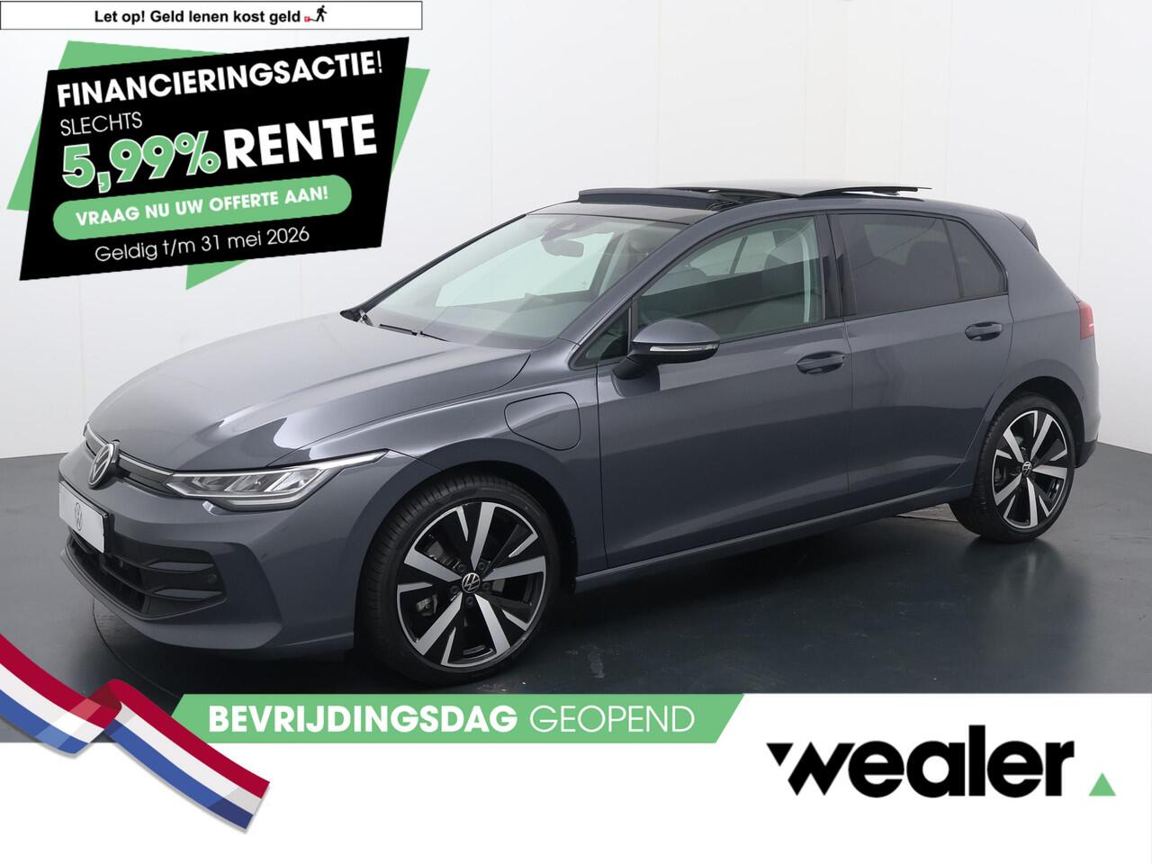 Volkswagen GOLF 1.5 eHybrid Life Edition | 204 PK | Automaat | Panoramadak | Adaptive Cruise Control | Lichtmetalen velgen 18" |
