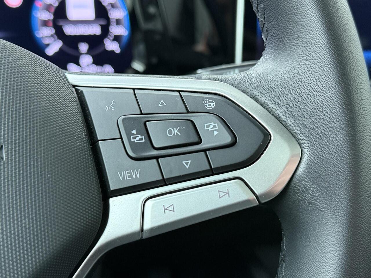 Volkswagen GOLF 1.5 eHybrid Life Edition | 204 PK | Automaat | Panoramadak | Adaptive Cruise Control | Lichtmetalen velgen 18" |