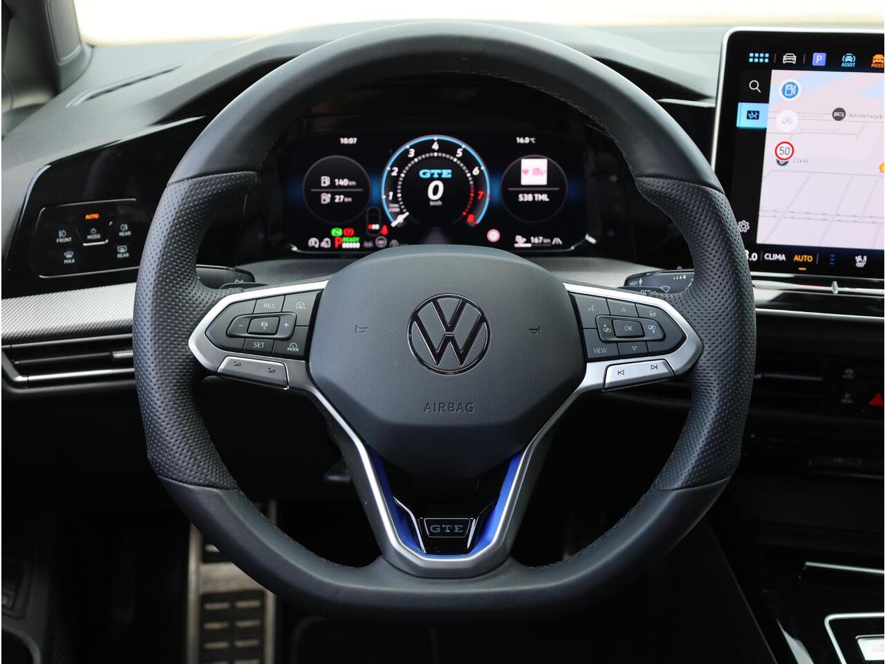 Volkswagen GOLF GTE 1.5 eHybrid 272PK | Vol Leer | 360° | Stoel Ventilatie | Head-up | Keyless | Camera | Memory | IQ Light | Stoel&Stuurverwarming | 19"Inch |
