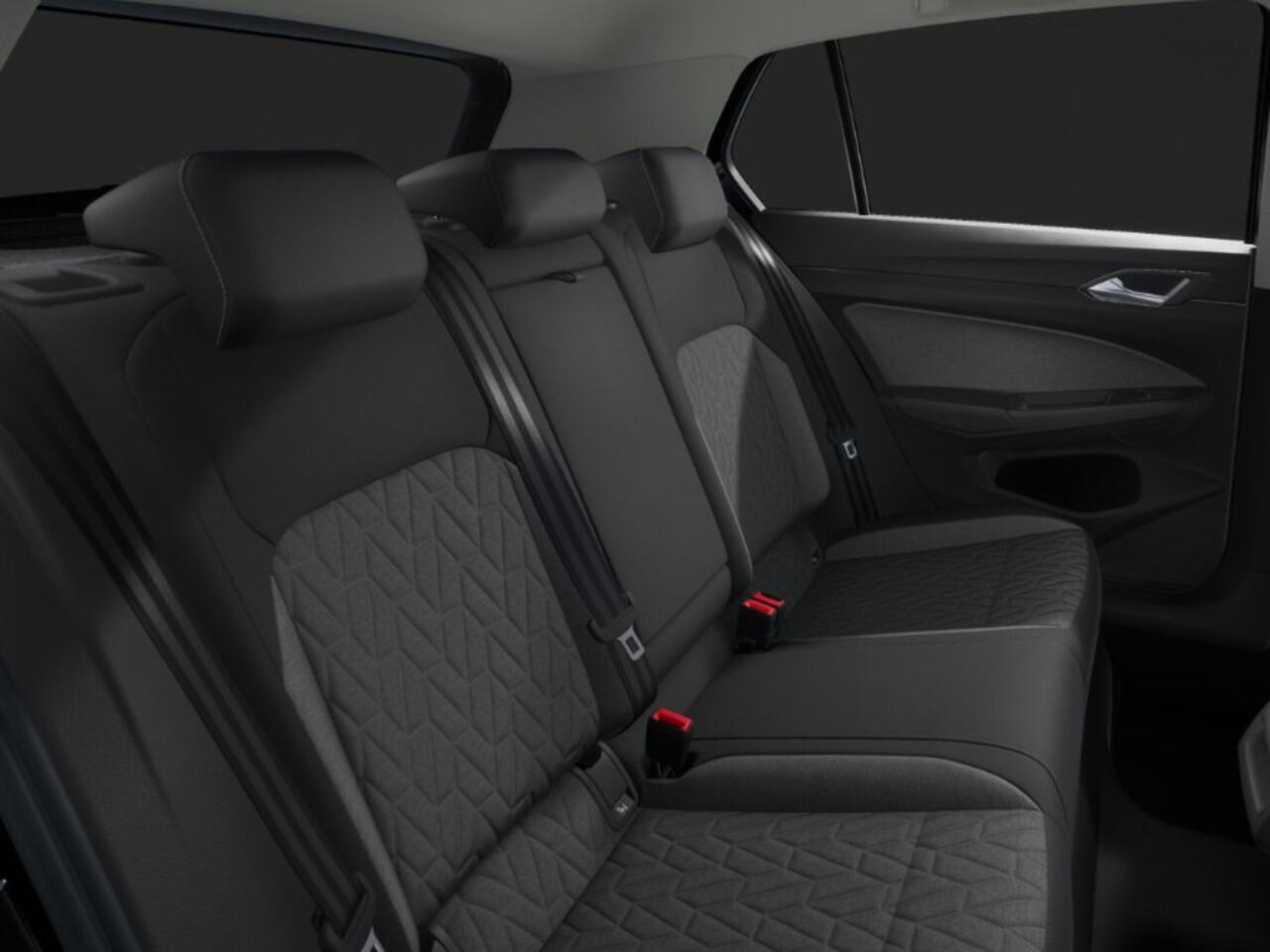 Volkswagen GOLF Life Edition 1.5 TSI 116 pk 6 versn. Hand · Achteruitrijcamera · Draadloze telefoonlader · Sfeerverlichting ·