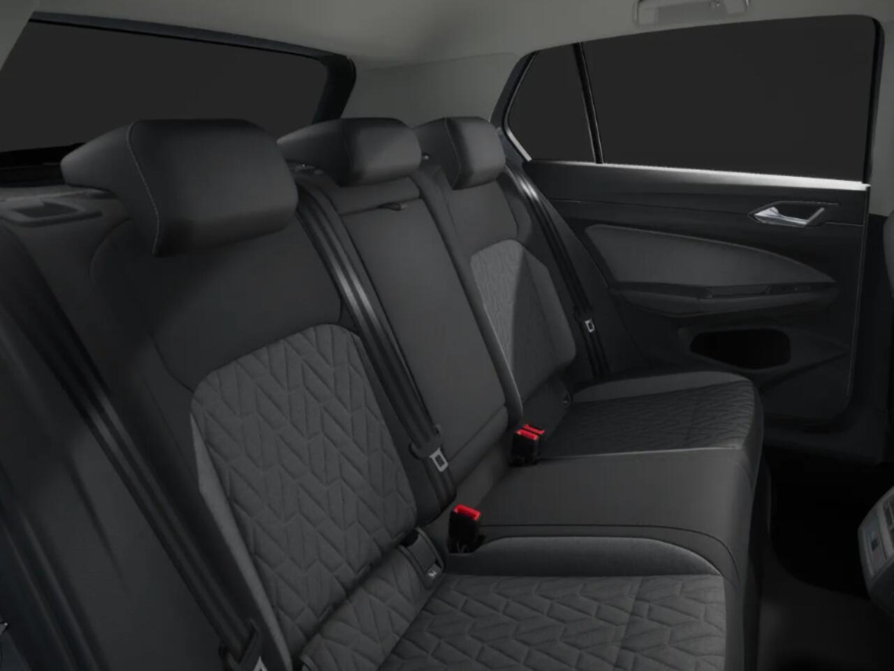 Volkswagen GOLF Life Edition 1.5 eHybrid 204 pk 6 versn. DSG · Achteruitrijcamera · draadloze telefoonlader ·