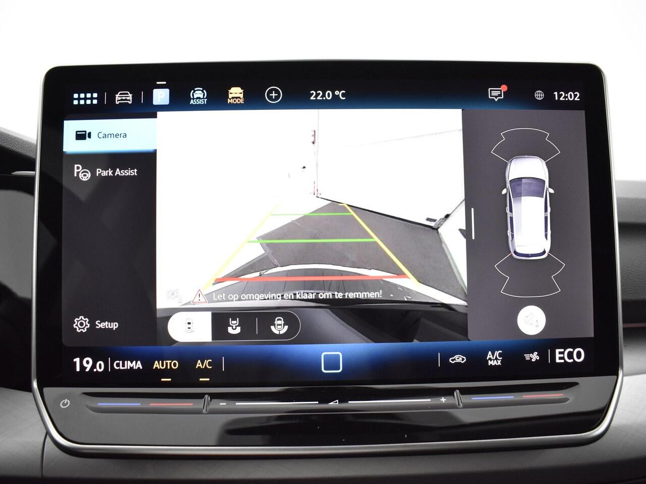 Volkswagen GOLF Life Edition 1.5 eHybrid 204 PK 6 versn. DSG · Achteruitrijcamera · Draadloze telefoonlader · Sfeerverlichting · Stuurwiel verwarmd ·