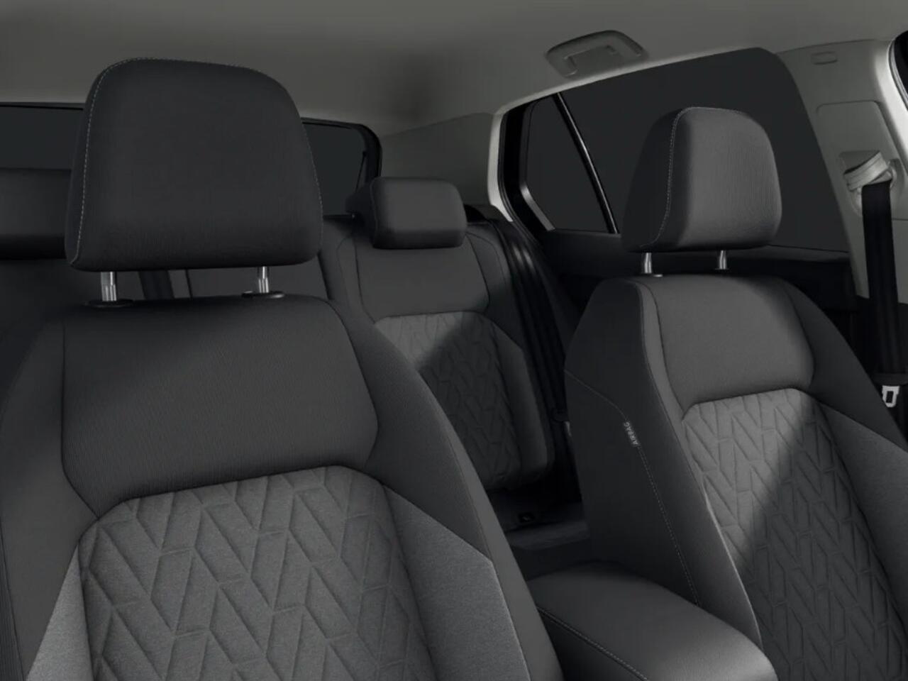 Volkswagen GOLF 1.5 eHybrid Life Edition 204 pk 6 versn. DSG · Achteruitrijcamera · Draadloze telefoonlader · Stuurwiel verwarmd ·