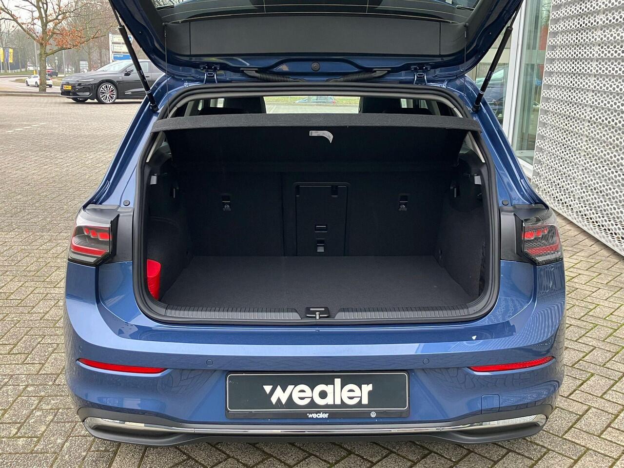 Volkswagen GOLF 8 Style Edition 1.5 eHybrid 150 kW / 204 PK DSG | Panoramadak |