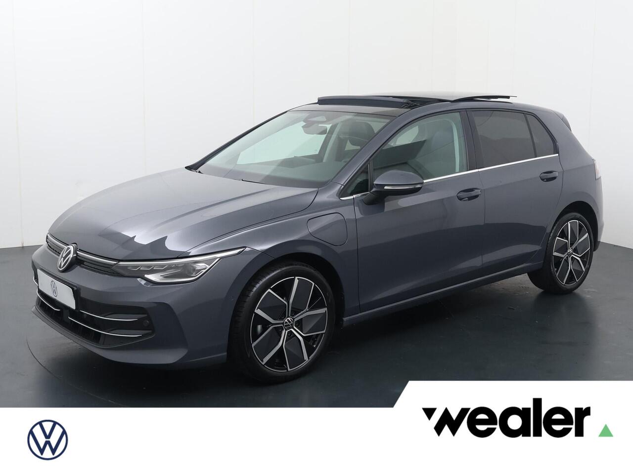 Volkswagen GOLF 8 Style Edition 1.5 eHybrid 150 kW / 204 PK DSG | Panoramadak |