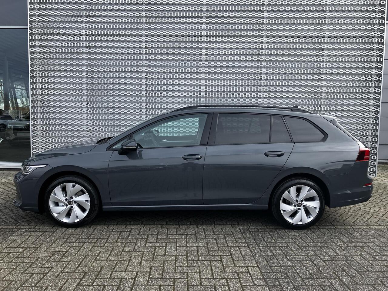 Volkswagen GOLF Variant Life Edition 1.5 eTSI 85 kW / 116 PK Variant 7-DSG | Trekhaak wegklapbare kogel |