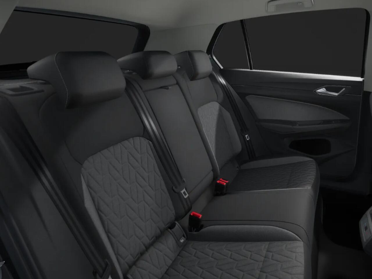 Volkswagen GOLF Life Edition 1.5 eHybrid 204 PK 6 versn. DSG PRIVATE LEASE VANAF ¤459P/M · Draadloze telefoonlader · Achteruitcamera · Voorraad OUTLET · Prijs is inclusief inruilpremie ·