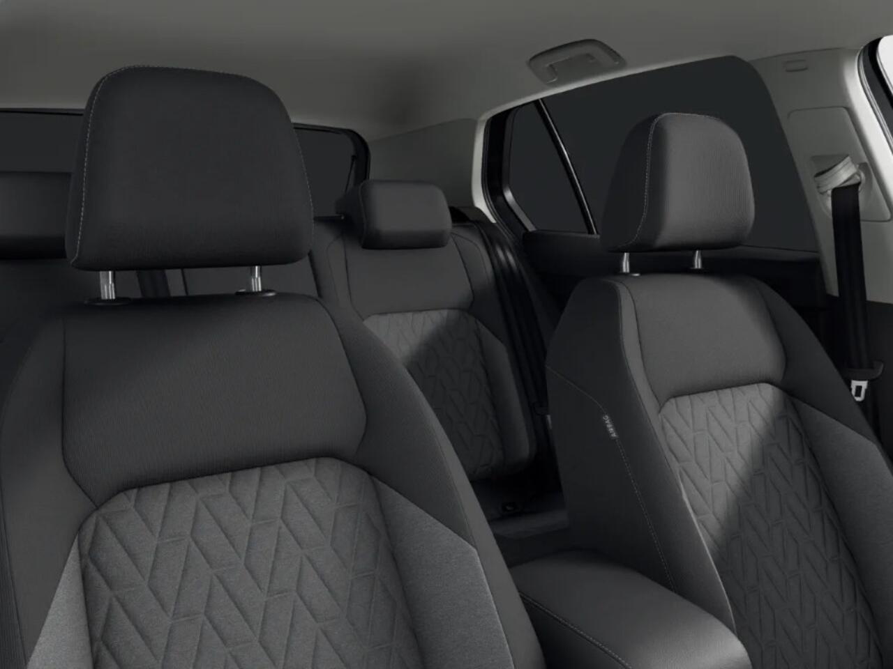 Volkswagen GOLF Life Edition 1.5 eHybrid 204 PK 6 versn. DSG PRIVATE LEASE VANAF ¤459P/M · Draadloze telefoonlader · Achteruitcamera · Voorraad OUTLET · Prijs is inclusief inruilpremie ·