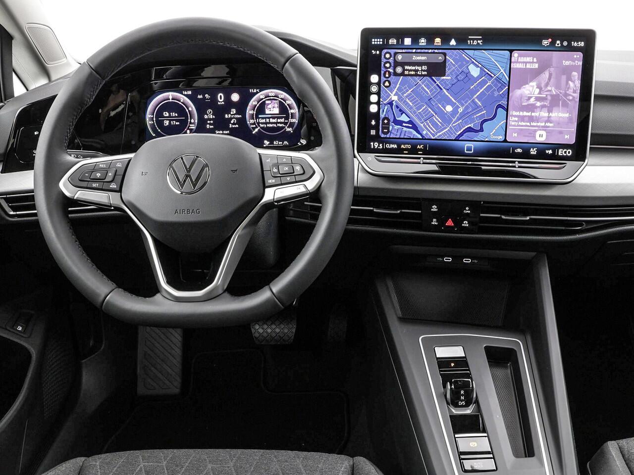 Volkswagen GOLF Life Edition 1.5 eHybrid 204 PK 6 versn. DSG PRIVATE LEASE VANAF ¤459P/M · Achteruitrijcamera · Draadloze telefoonlader · Sfeerverlichting · Stuurwiel verwarmd · Voorraad OUTLET · Prijs is inclusief inruilpremie ·