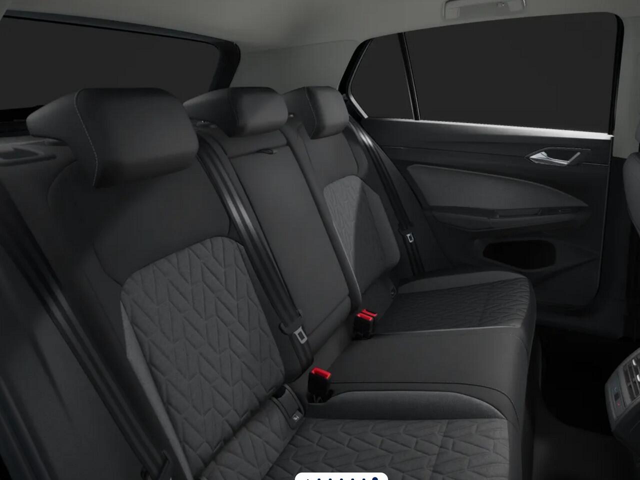 Volkswagen GOLF Life Edition 1.5 eHybrid 204 PK | 18 "LM velgen | Stoel & Stuurverwarming | Camera |