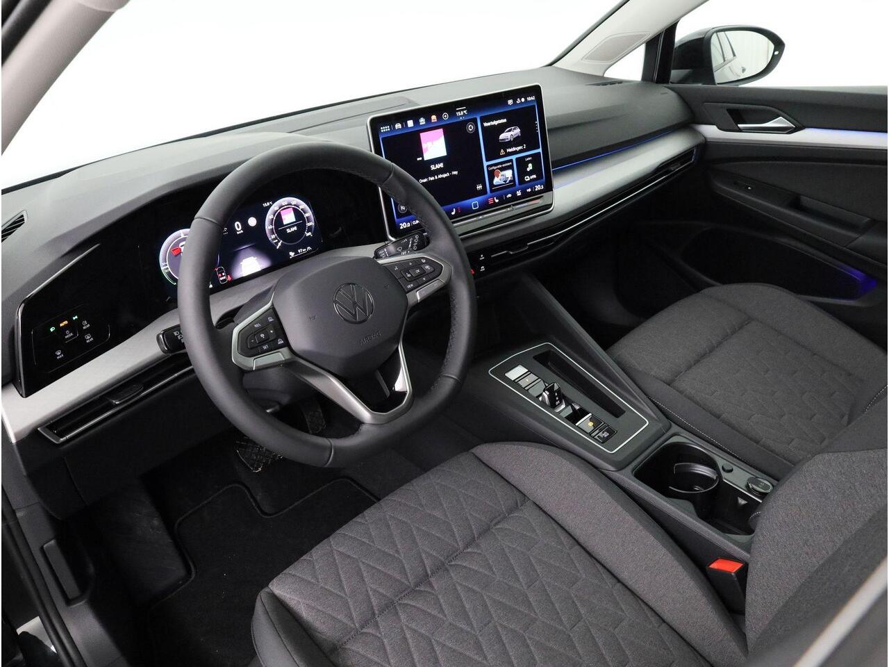 Volkswagen GOLF Life Edition 1.5 eHybrid 150 kW / 204 PK Hatchback