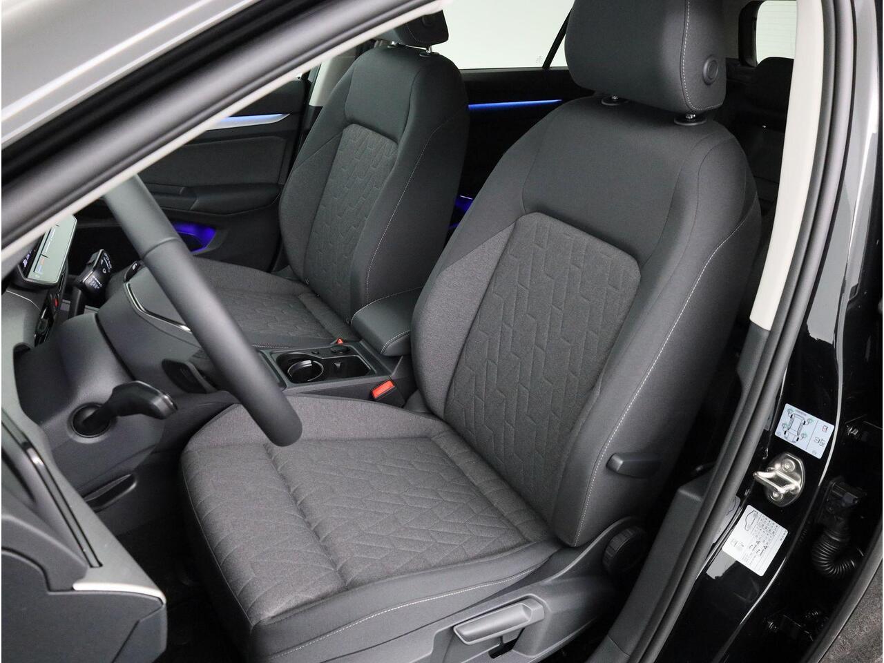 Volkswagen GOLF Life Edition 1.5 eHybrid 150 kW / 204 PK Hatchback