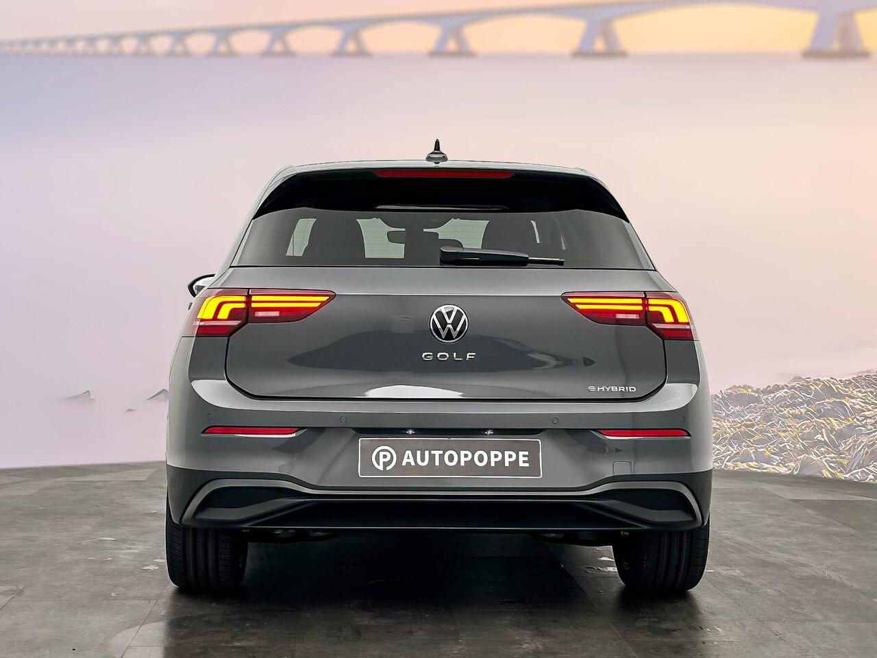 Volkswagen GOLF Life Edition 204 pk Plug in Hybride