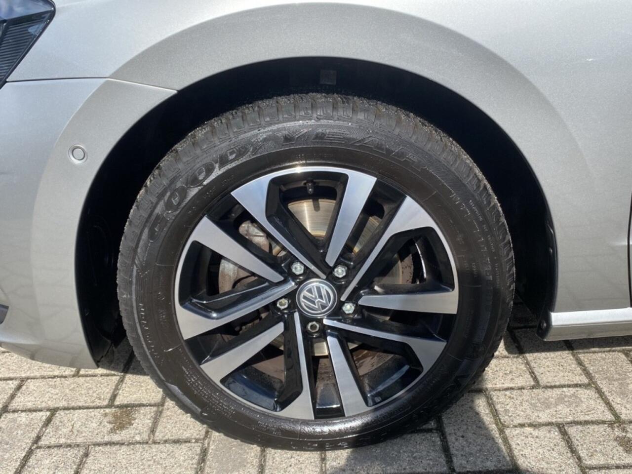 Volkswagen GOLF SPORTSVAN 1.5 TSI DSG COMFORTLINE NAVI/ACC/PDC/STOELVERW