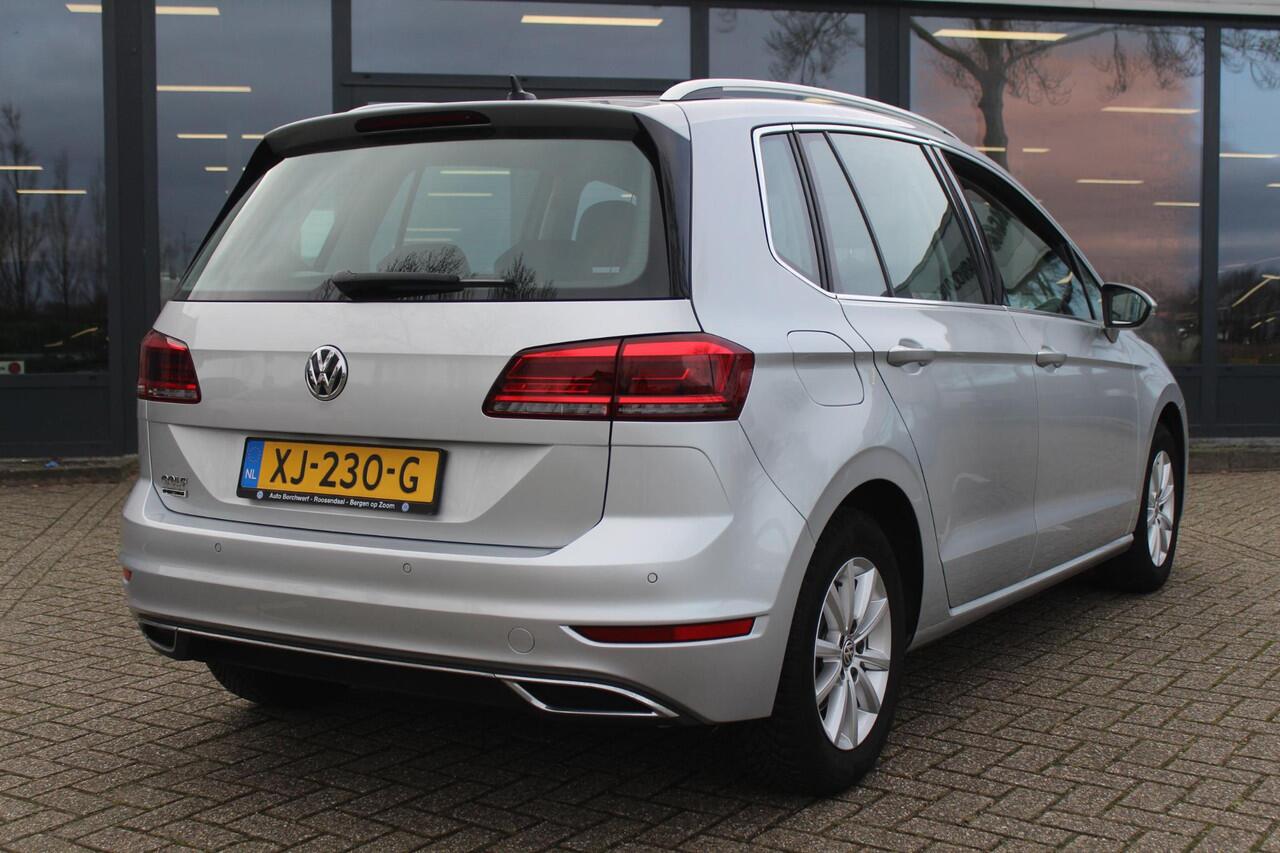 Volkswagen GOLF SPORTSVAN 1.0 TSI Highline