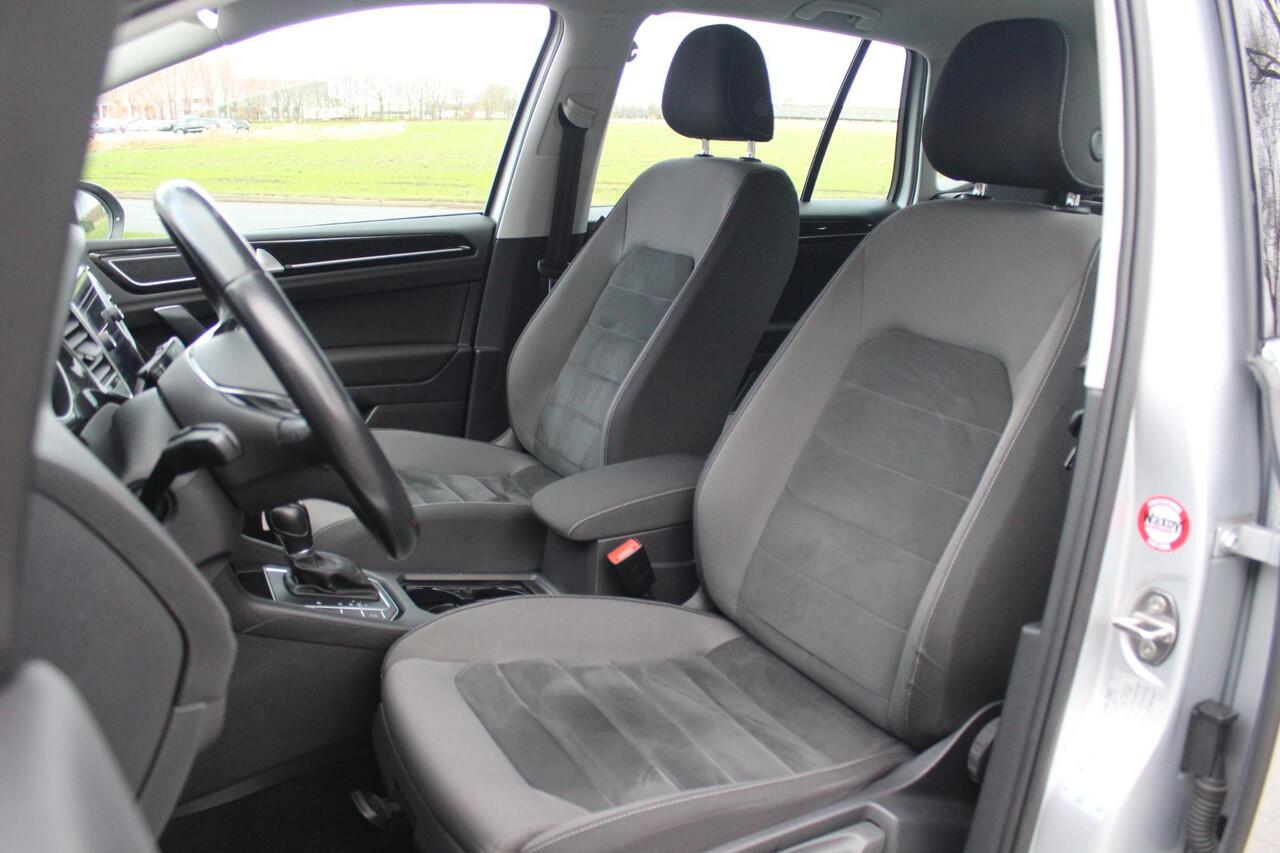 Volkswagen GOLF SPORTSVAN 1.0 TSI Highline