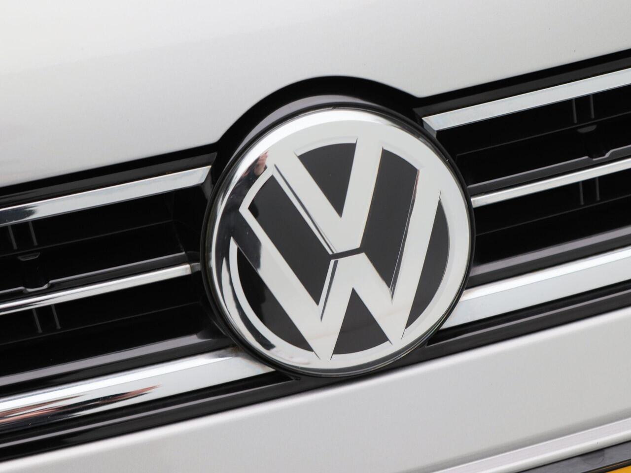 Volkswagen GOLF SPORTSVAN 1.0 TSi 115 Pk Automaat Comfortline | Adaptive Cruise | CarPlay | Navigatie | Camera | Stoelverwarming | 16 Inch | 39.222 Km!!