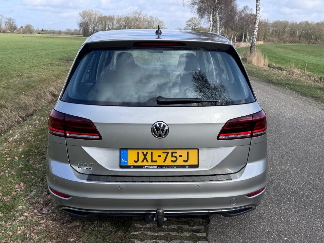Volkswagen GOLF SPORTSVAN 1.0TSI HIGHLINE / CLIMA / CRUISE / TREKHAAK / 82DKM / RIJKLAAR