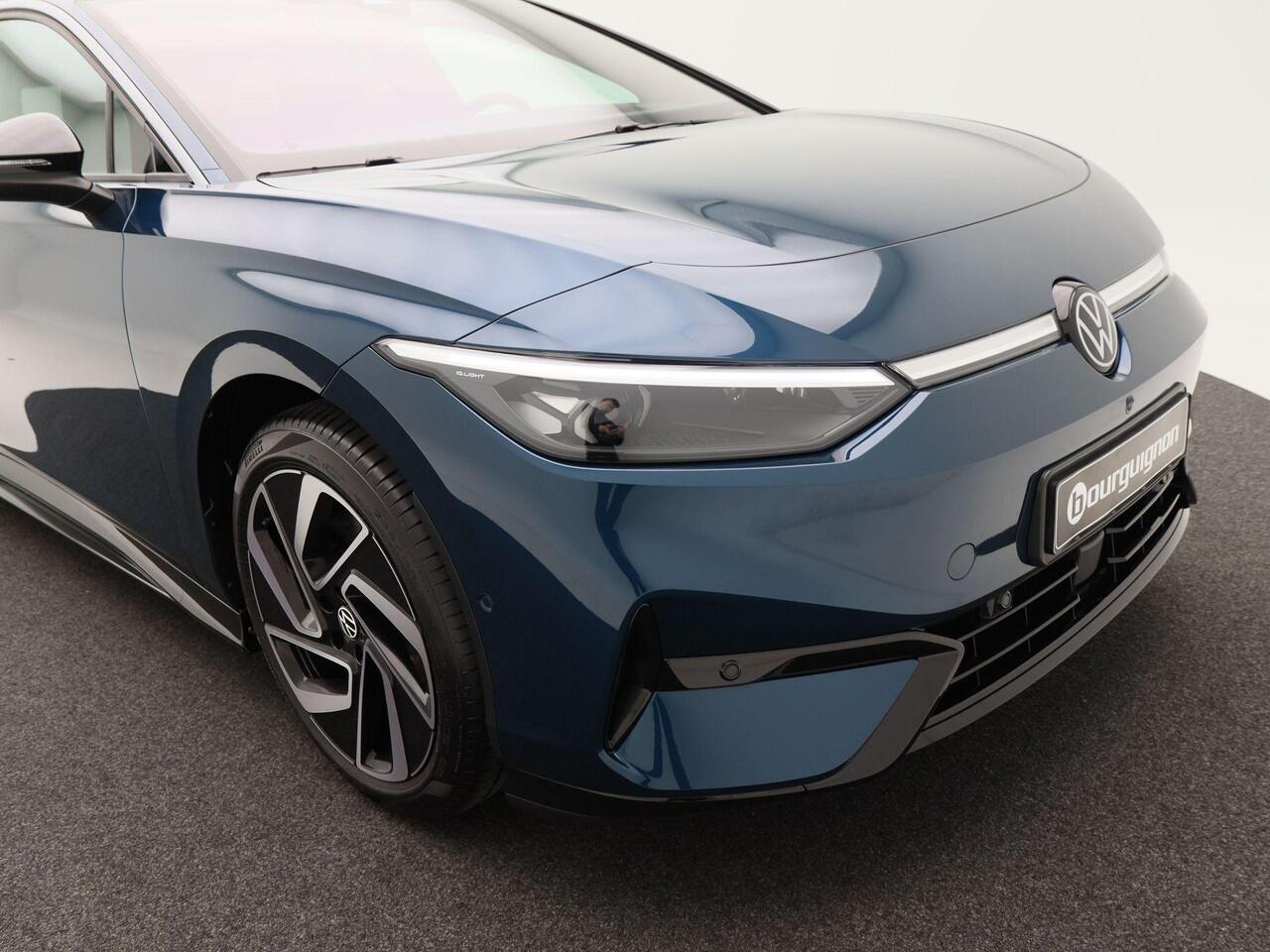 Volkswagen ID ID.7 Tourer Pro Business 77 kWh 286 pk | 360 Camera | Ergonomische Voorstoelen | Stoel/Stuur Verwarming | Travel Assist | Autonome Parkeerfunctie |