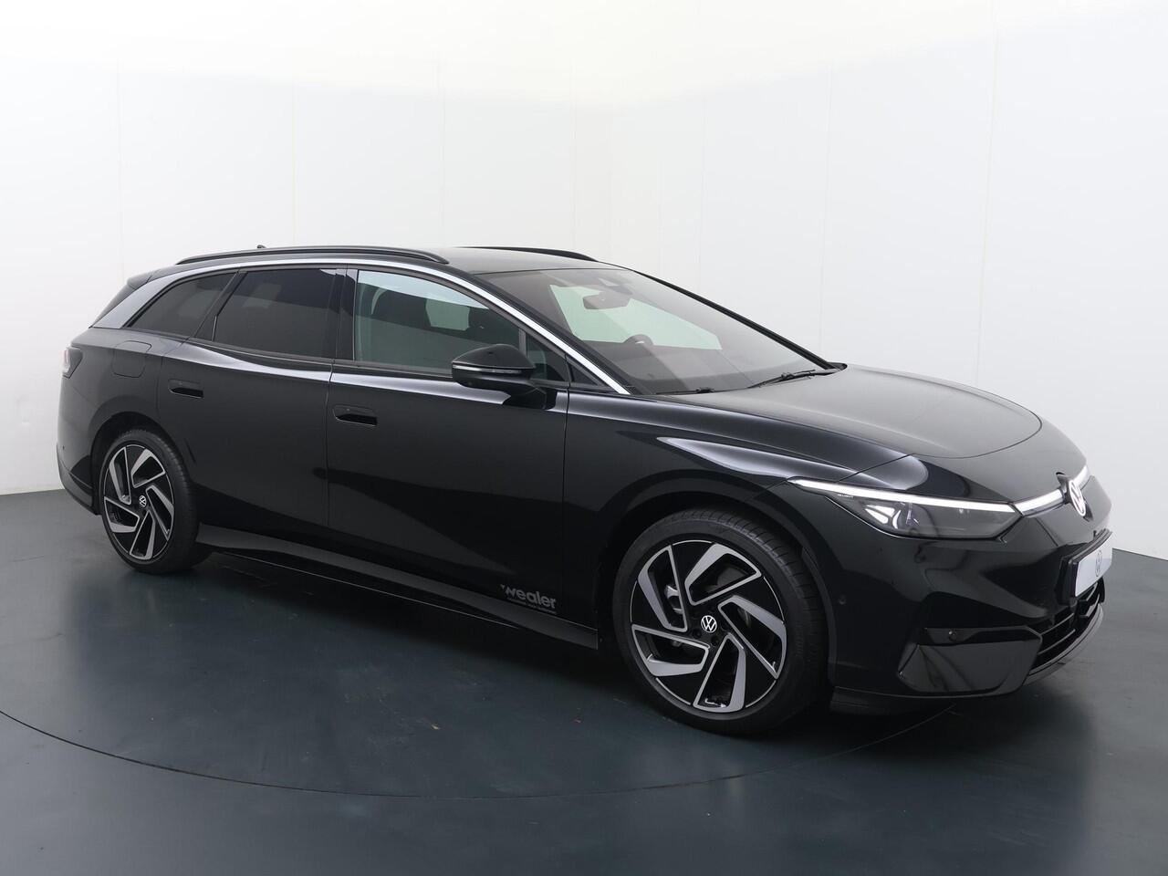 Volkswagen ID ID.7 Tourer Pro Business 77 kWh accu, 210 kW / 286 pk Variant | Head-Up display | IQ Light | 360 graden camera | Stuur & Stoelverwarming | Massage functie | Keyless entry |