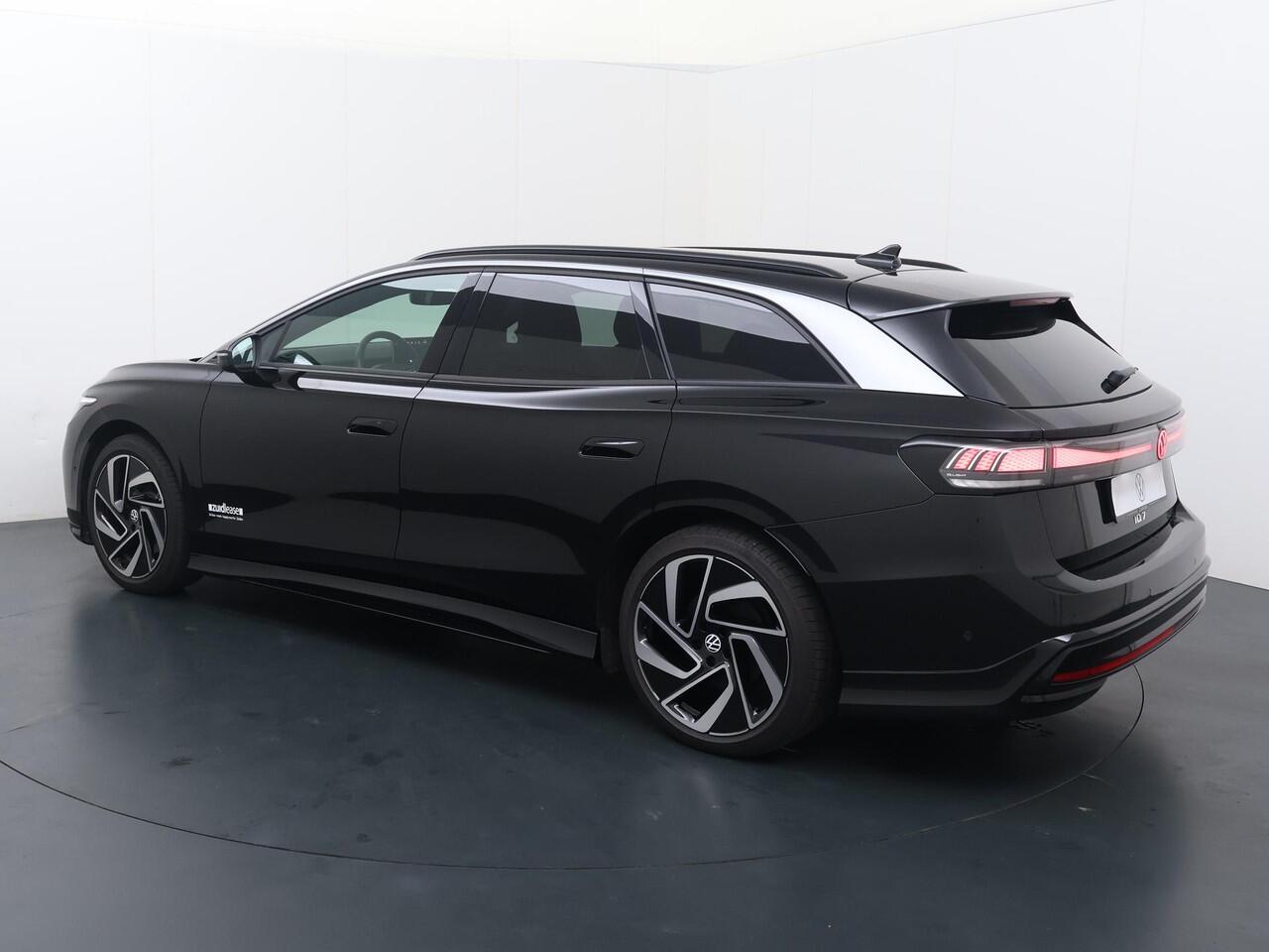 Volkswagen ID ID.7 Pro Business 77 kWh accu. 210 kW / 286 pk Variant | Harman Kardon | Voorstoelen met ventilatie & verwarming |