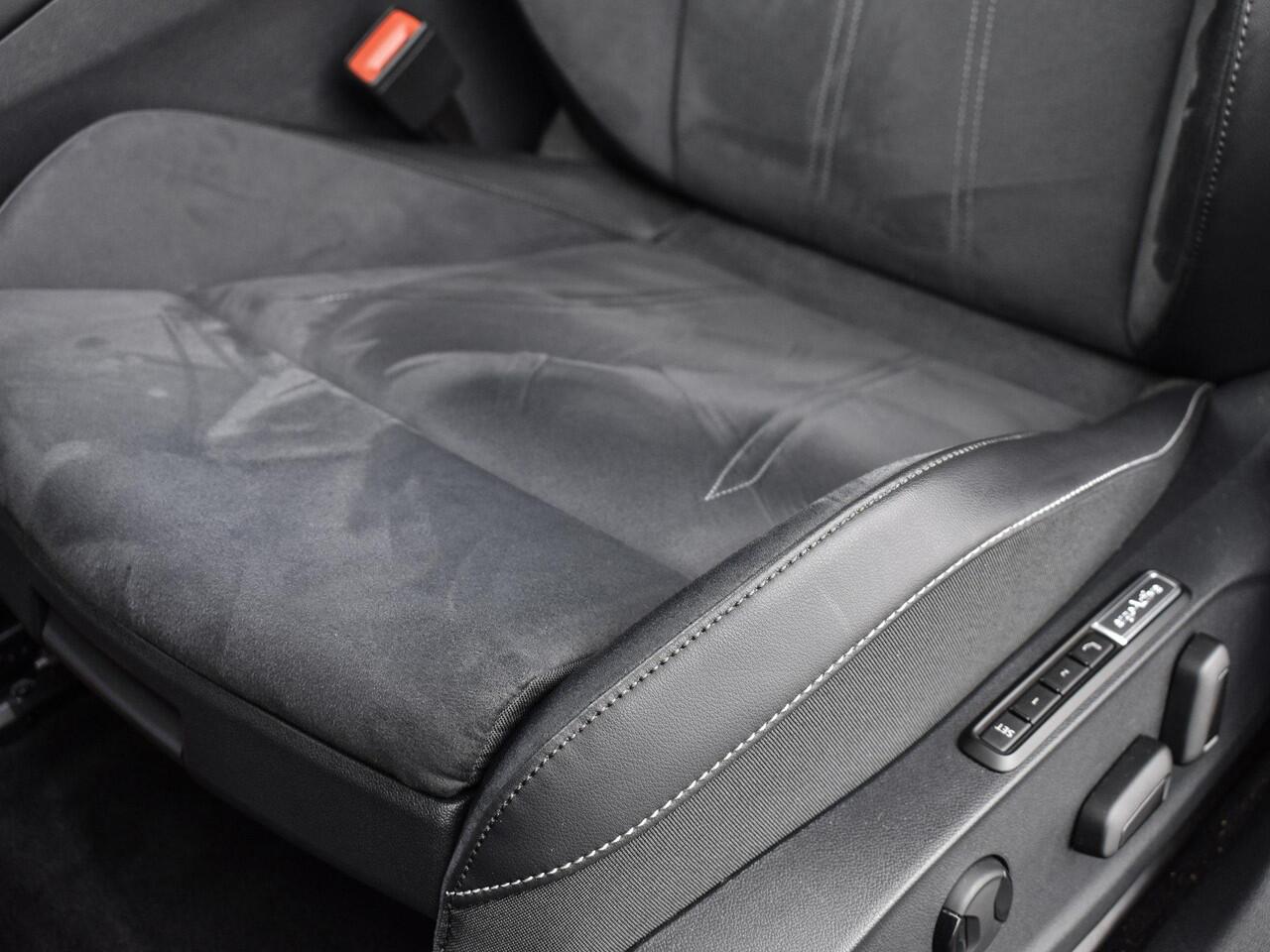 Volkswagen ID ID.7 Tourer Pro Business 286 pk · Achteruitrijcamera · Trekhaak inklapbaar, met elektrische ontgrendeling ·