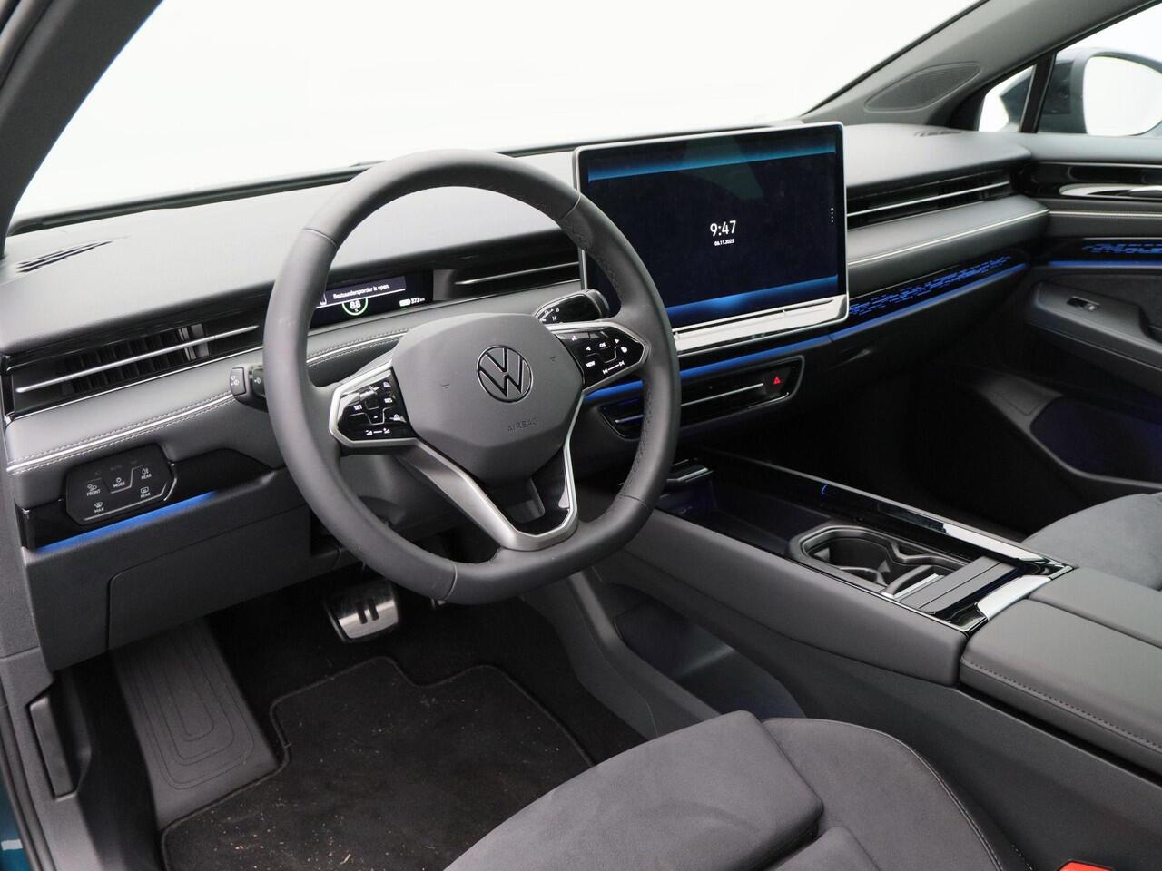 Volkswagen ID ID.7 Tourer Pro Business 77 kWh 286 pk | 360 Camera | Ergonomische Voorstoelen | Stoel/Stuur Verwarming | Travel Assist | Autonome Parkeerfunctie |