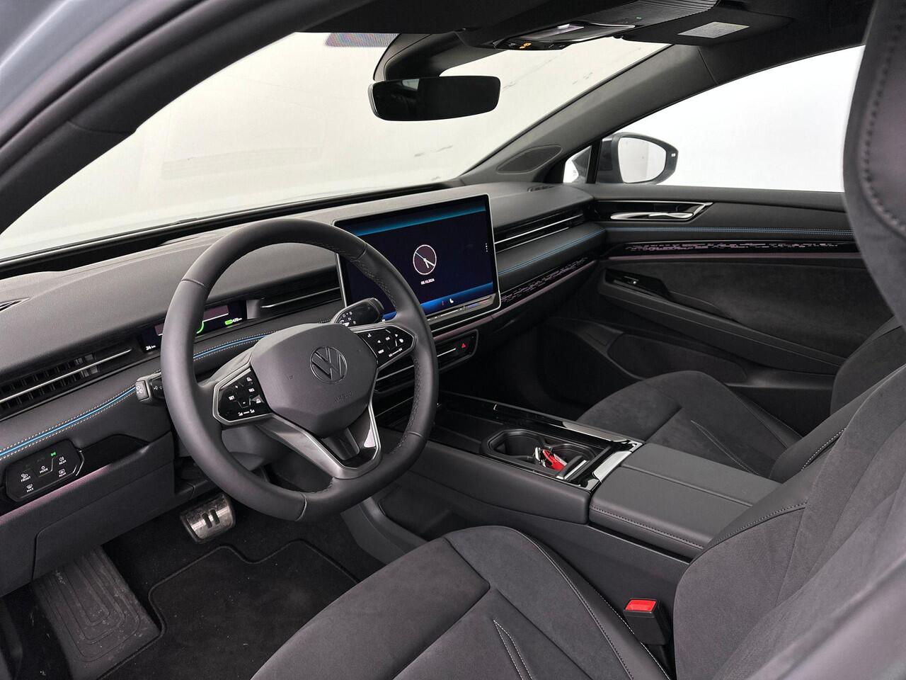 Volkswagen ID ID.7 Limousine Pro Business 77 kWh 286pk Memory+Massage stoel | 360 Camera | HU display | Stuurverwarming