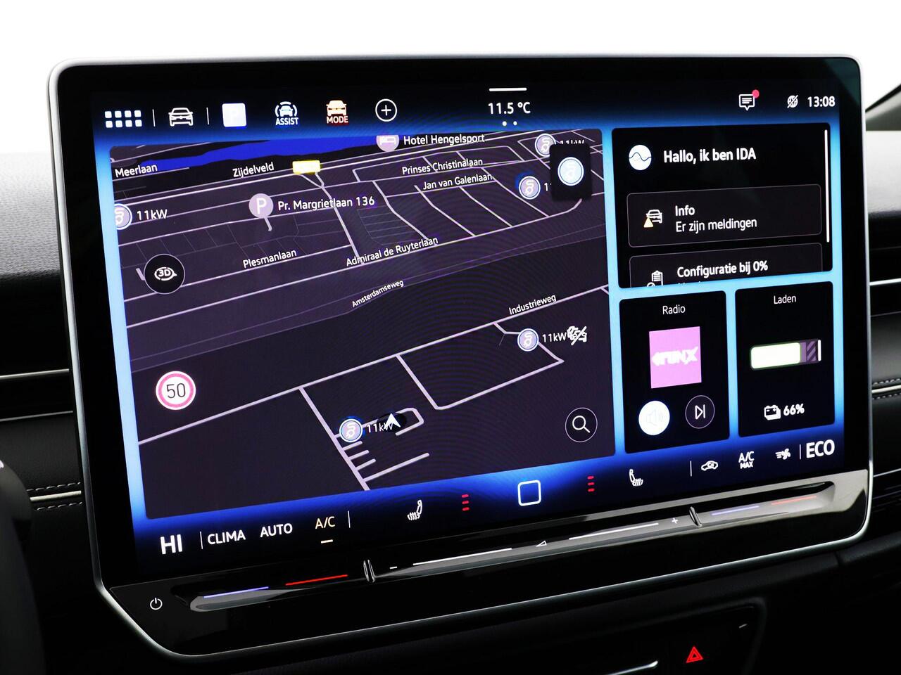 Volkswagen ID ID.7 Pro Business 286pk 77 kWh · 360 Camera · Head-Up · Alarm · Elek. Trekhaak · Keyless · Elek. Voorstoelen · 20'' Inch ·