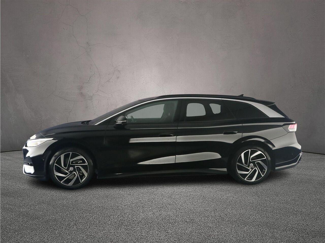 Volkswagen ID ID.7 Tourer Pro Business 286pk Automaat Trekhaak, Warmtepomp, Adaptive cruise control, Panoramadak, 360 camera, LED matrix koplampen, Achteruitrijcamera