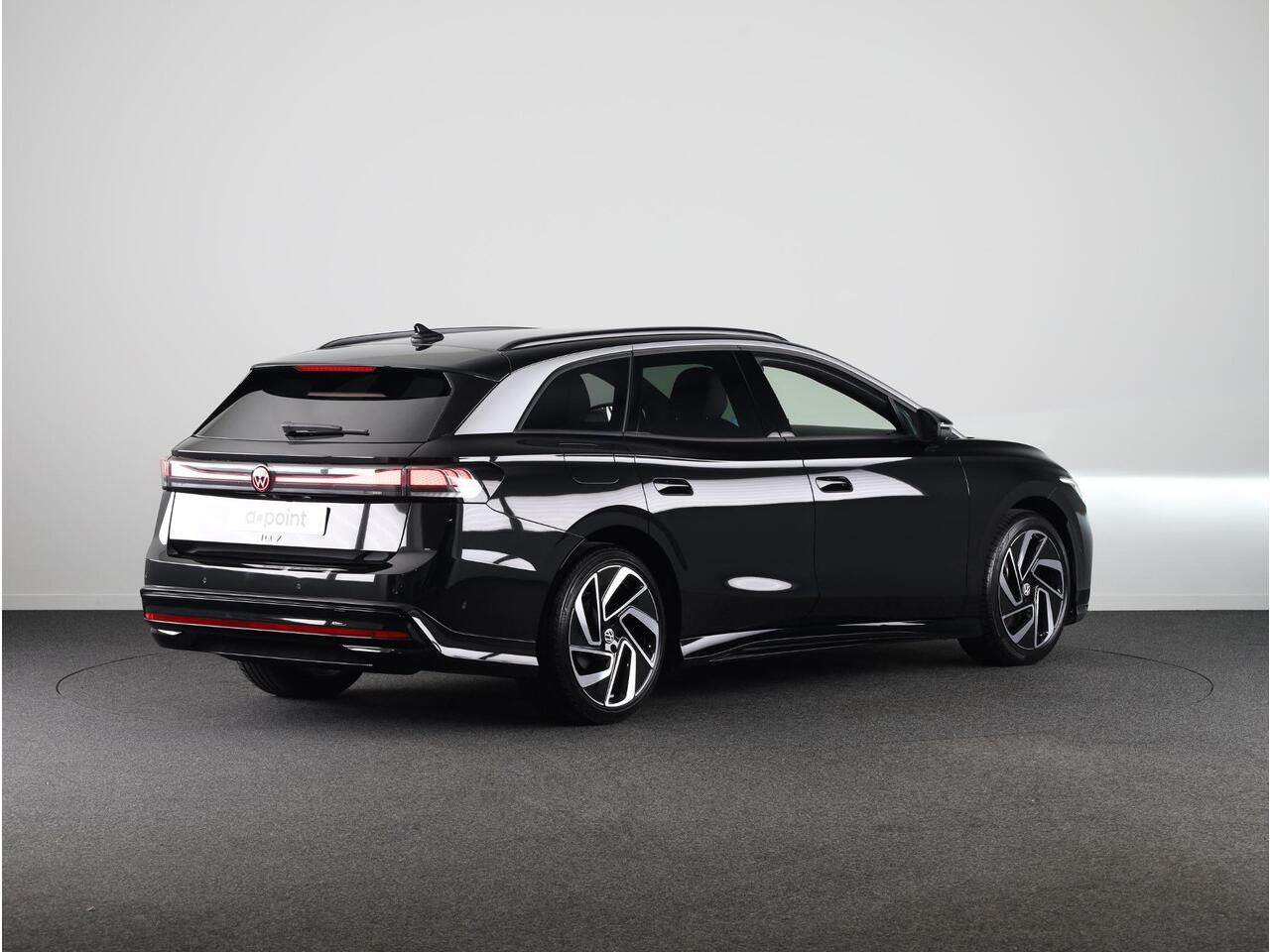 Volkswagen ID ID.7 Tourer Pro Business 77 kWh accu, 210 kW / 286 pk Variant 231PK | 17% bijtelling* | 20" LM velgen | Navigatie | 360 gradencamera | Matrix koplampen | Onderhoud tot 30-6-2030