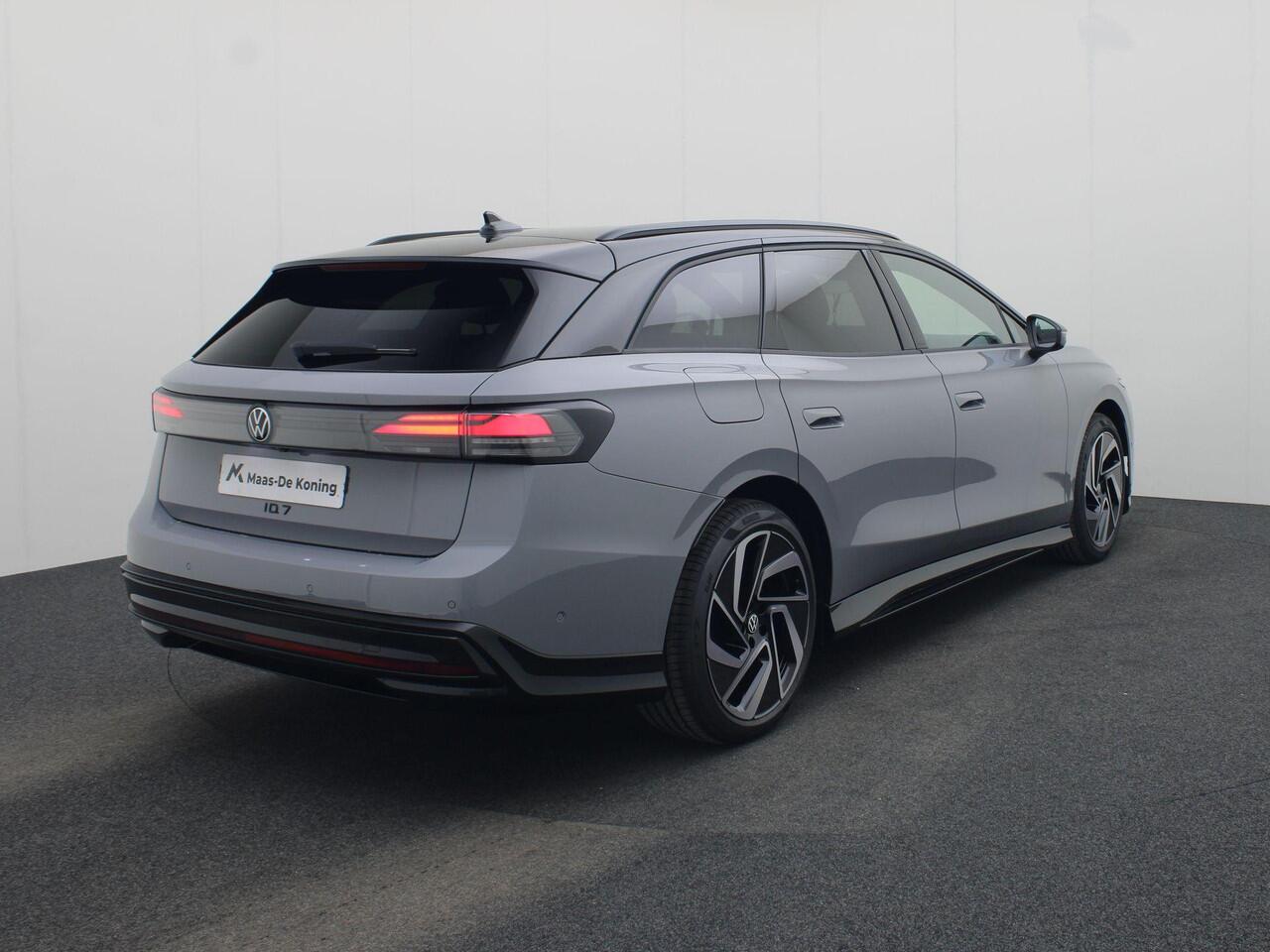 Volkswagen ID ID.7 Tourer Limited Edition 77 kWh accu 286 PK · Stuurwiel verwarmd · Multifunctioneel stuurwiel ·