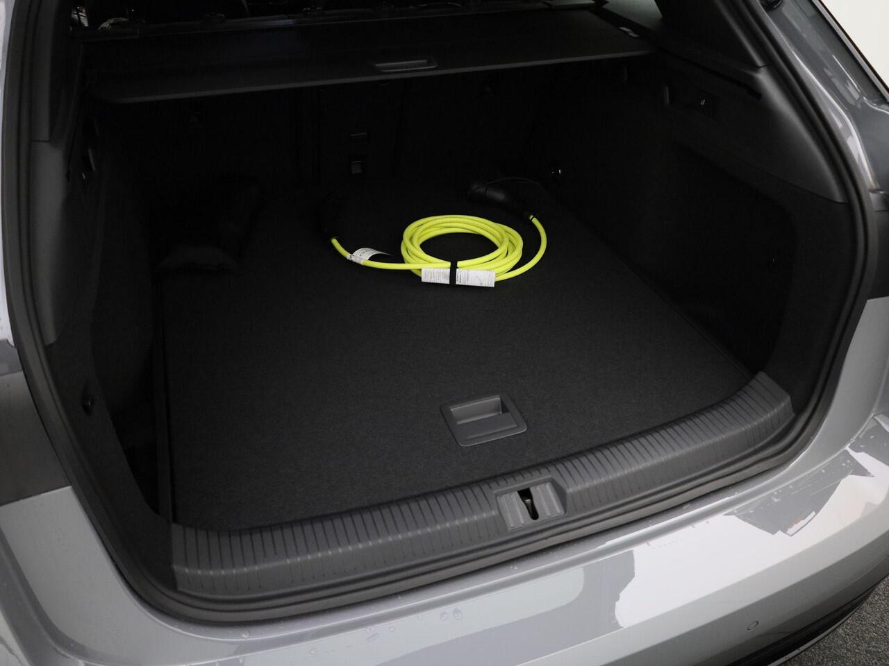 Volkswagen ID ID.7 Tourer Limited Edition 77 kWh accu 286 PK · Stuurwiel verwarmd · Multifunctioneel stuurwiel ·