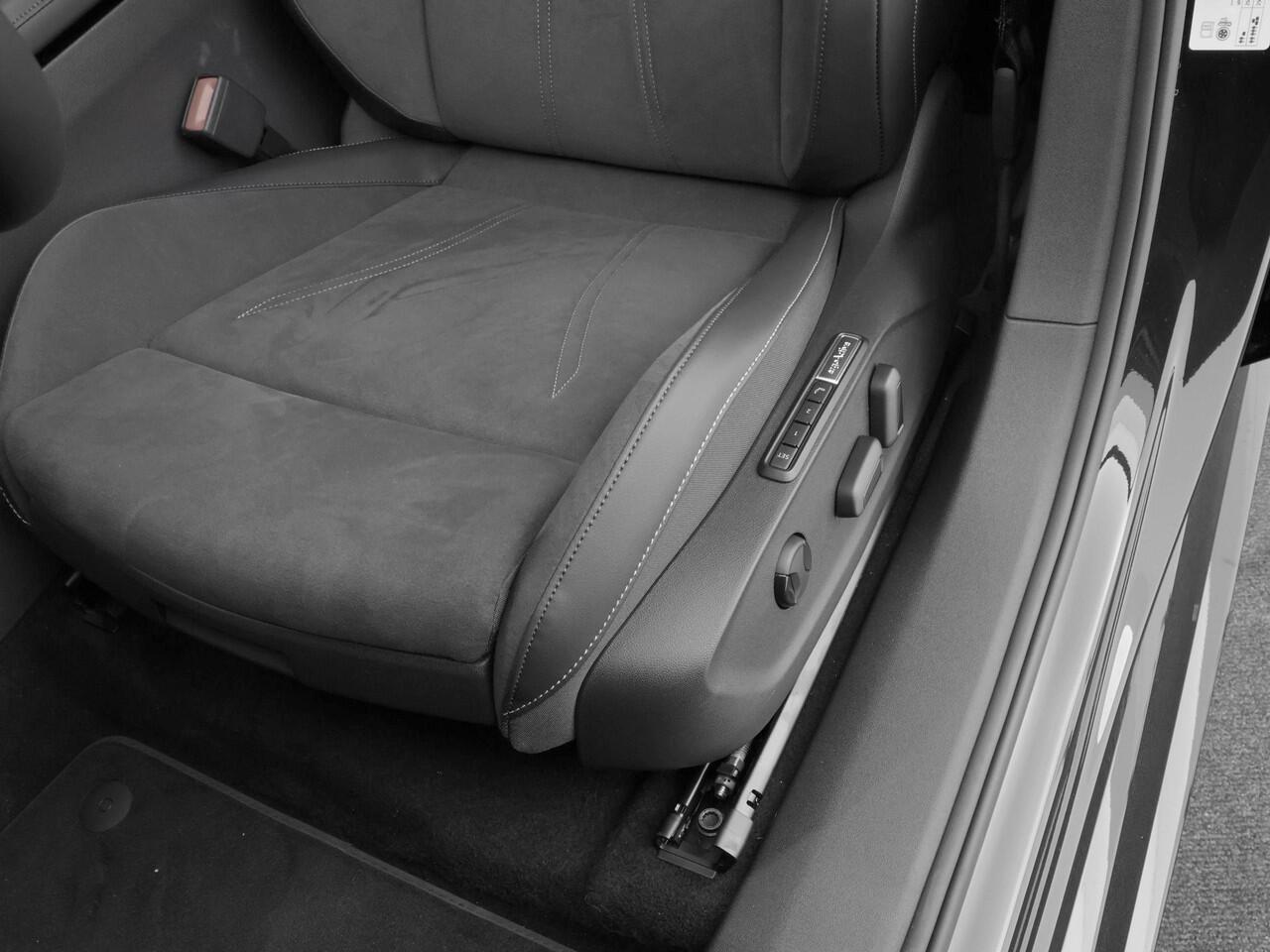 Volkswagen ID ID.7 Tourer Pro Limited Edition 77 kWh accu 286 PK PRIVATE LEASE VANAF ¤568P/M · Stuurwiel verwarmd · Draadloze telefoonlader · 360 Rondomzicht camera · Voorraad OUTLET · Prijs is inclusief inruilpremie ·