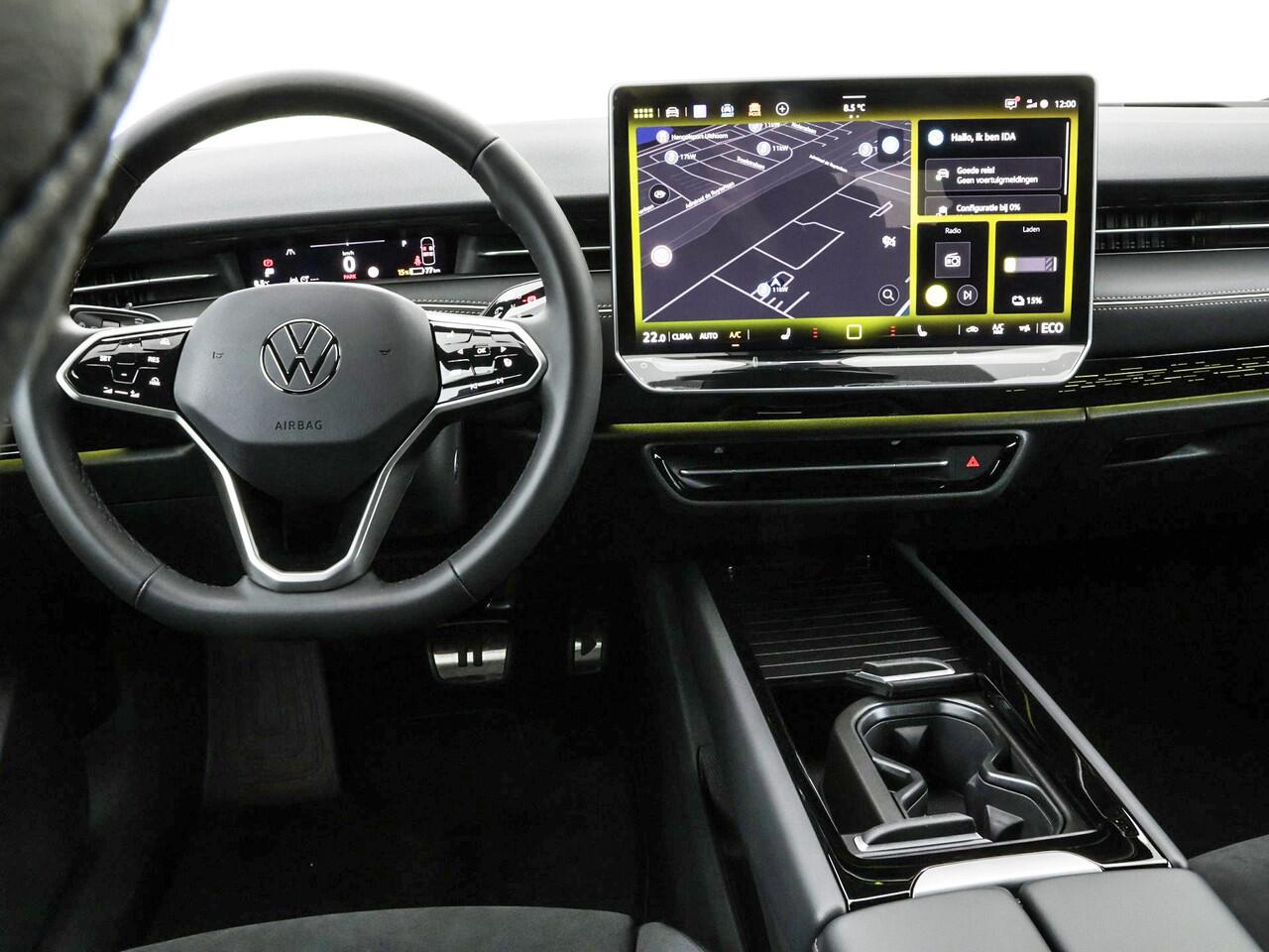 Volkswagen ID ID.7 Tourer Pro Limited Edition 77 kWh accu 286 PK PRIVATE LEASE VANAF ¤568P/M · Stuurwiel verwarmd · Draadloze telefoonlader · 360 Rondomzicht camera · Voorraad OUTLET · Prijs is inclusief inruilpremie ·