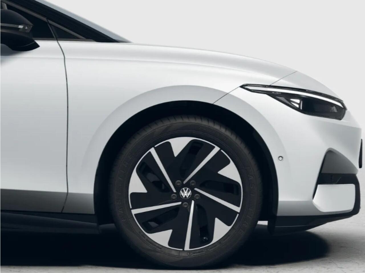 Volkswagen ID ID.7 Pro Limited Edition 77 kWh accu 286 PK · Draadloze telefoonlader · 360 camera · verwarmde voorstoelen · Trekhaak inklapbaar, met elektrische ontgrendeling ·