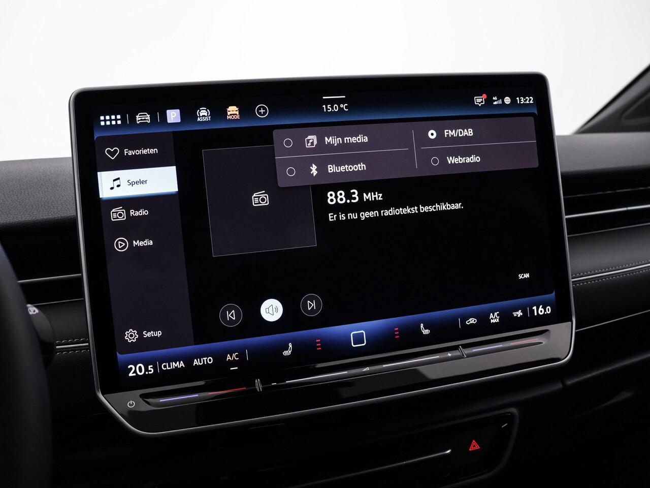 Volkswagen ID ID.7 Tourer Pro Limited Edition 77 kWh accu 286PK · verwarmd stuurwiel · Draadloze telefoonlader ·