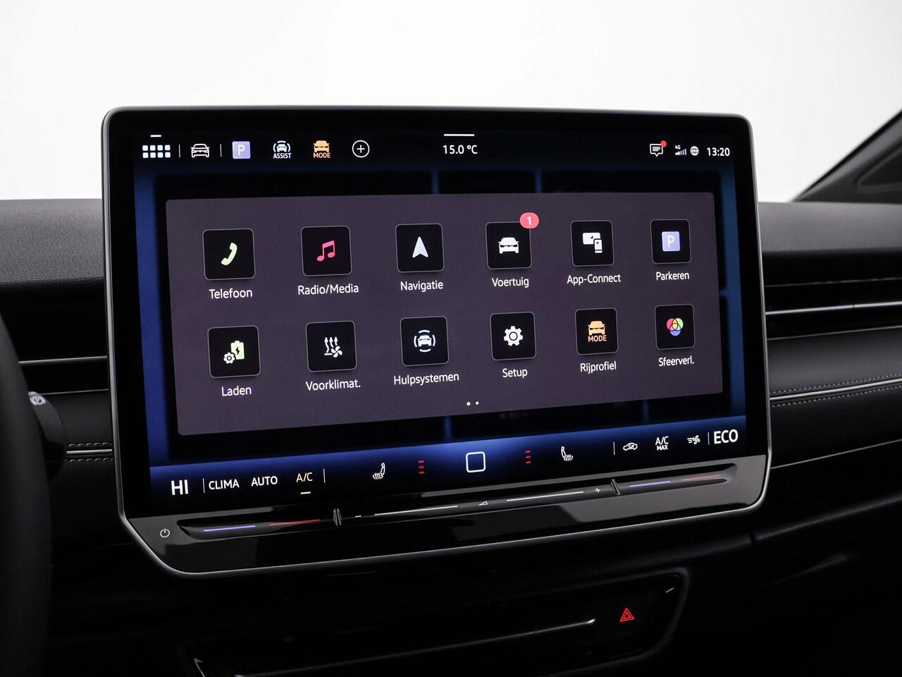 Volkswagen ID ID.7 Tourer Pro Limited Edition 77 kWh accu 286PK · verwarmd stuurwiel · Draadloze telefoonlader ·