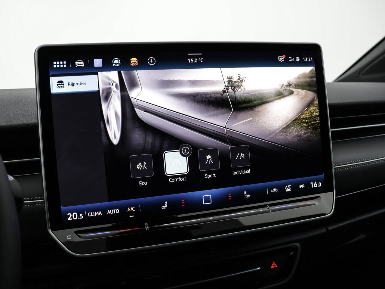 Volkswagen ID ID.7 Tourer Pro Limited Edition 77 kWh accu 286PK · verwarmd stuurwiel · Draadloze telefoonlader ·