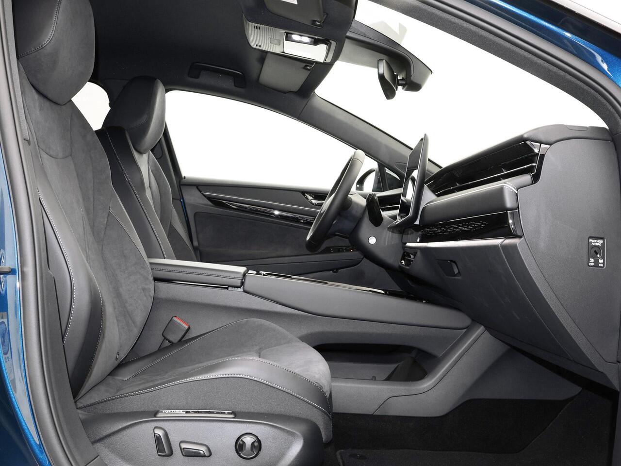 Volkswagen ID ID.7 Pro Limited Edition 77 kWh accu 286 PK · Sfeerverlichting · 360 camera · Trekhaak inklapbaar, met elektrische ontgrendeling · Voorraad OUTLET · Prijs is inclusief inruilpremie ·