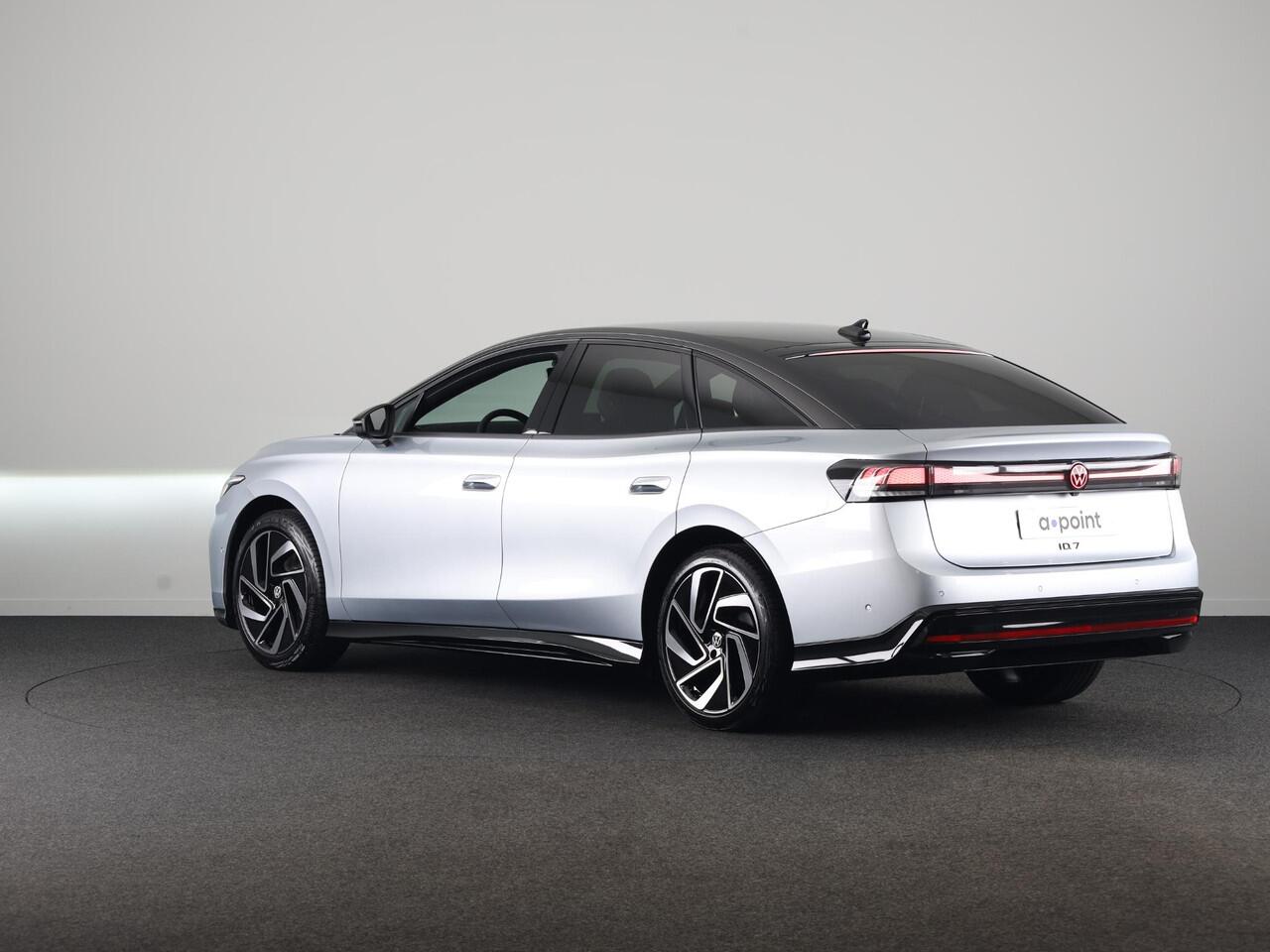 Volkswagen ID ID.7 Pro Limited Edition 77 kWh accu 286 PK | Velgen 20" | Trekhaak| Stoel & Stuurverwarming |