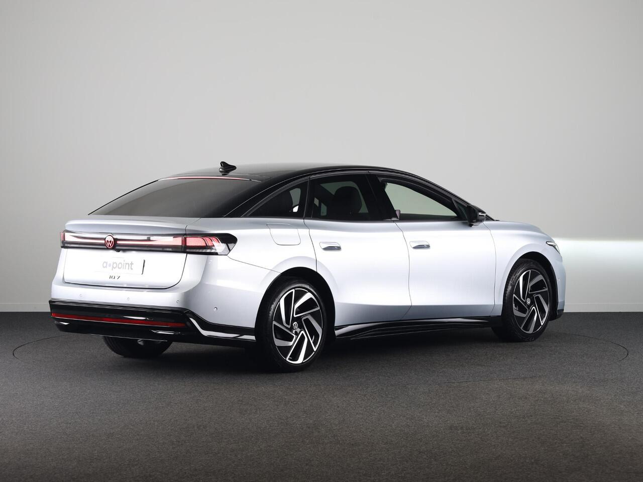 Volkswagen ID ID.7 Pro Limited Edition 77 kWh accu 286 PK | Velgen 20" | Trekhaak| Stoel & Stuurverwarming |