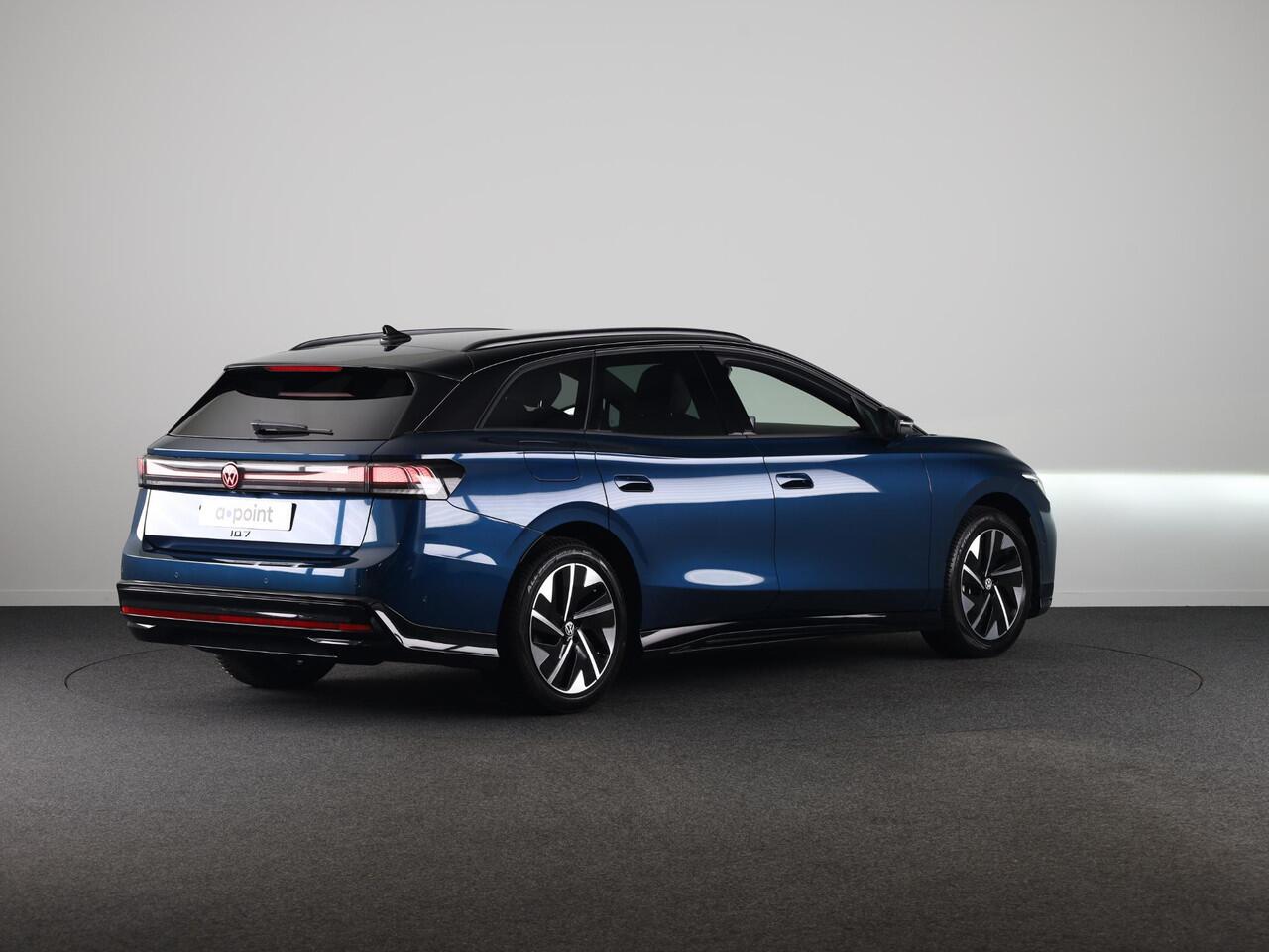 Volkswagen ID ID.7 Tourer Pro Limited Edition 77 kWh accu 286 PK | Velgen 19" | Trekhaak| Stoel & Stuurverwarming |