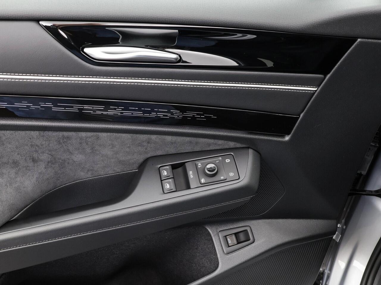 Volkswagen ID ID.7 Pro Limited Edition 77 kWh accu 286 pk · Trekhaak inklapbaar, met elektrische ontgrendeling ·